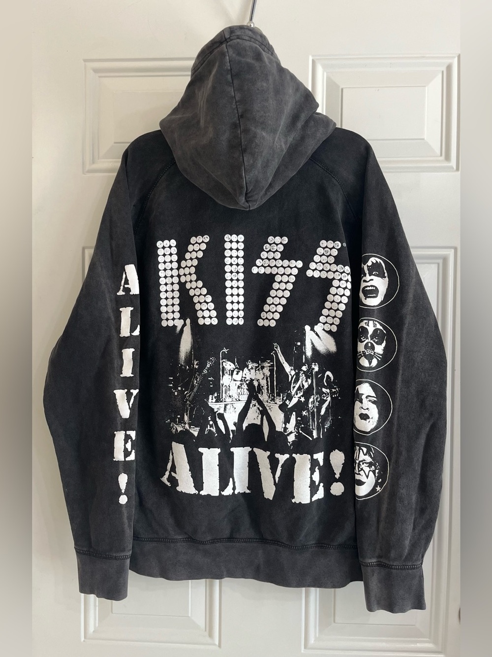 Kiss Alive! 50th Anniversary Sweatshirt LIMITED EDITION Graphic Print Black Sz M